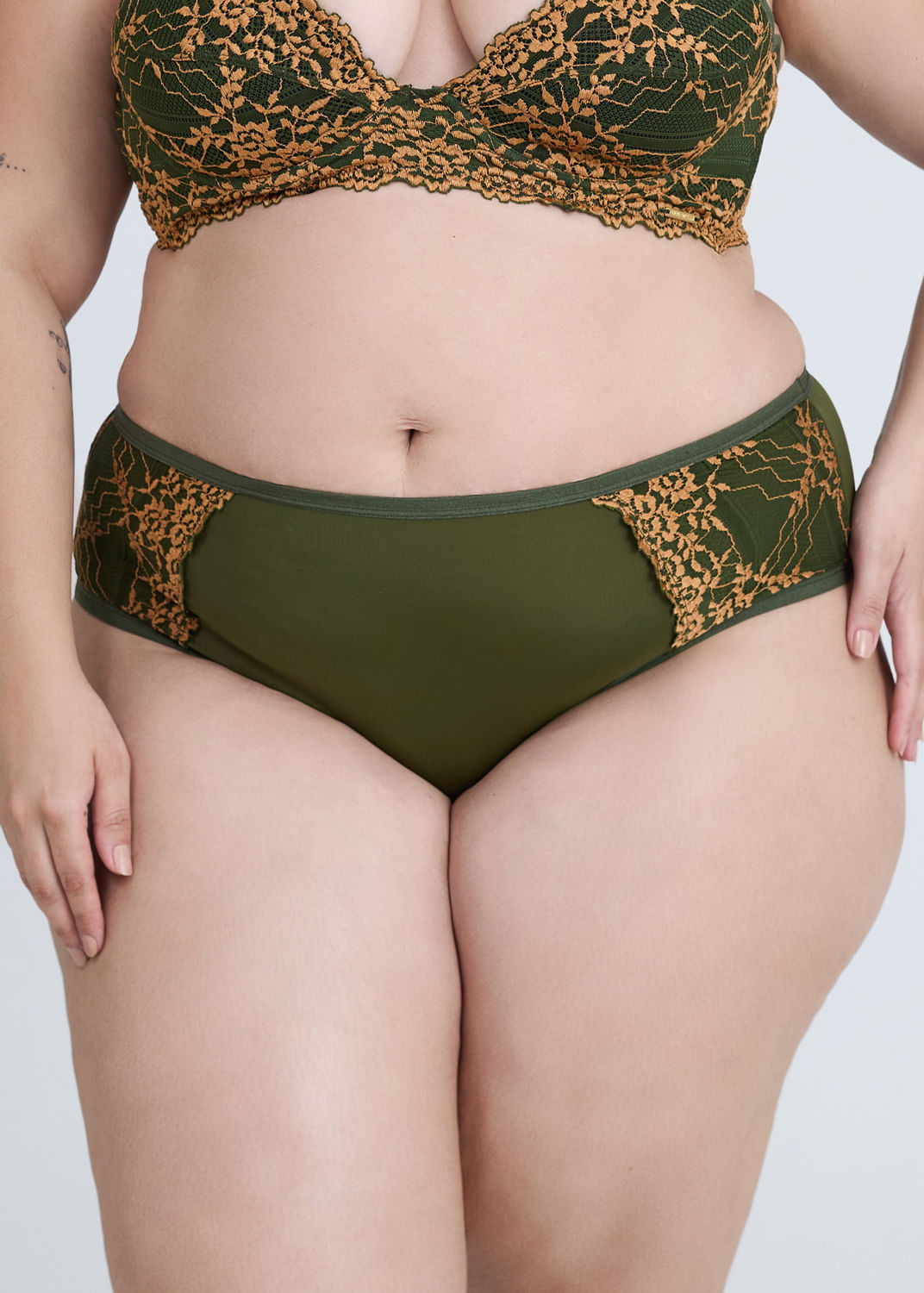 Calcinha Cintura Alta Em Microfibra E Renda Bicolor Plus Size Carol VERDE FLORESTA