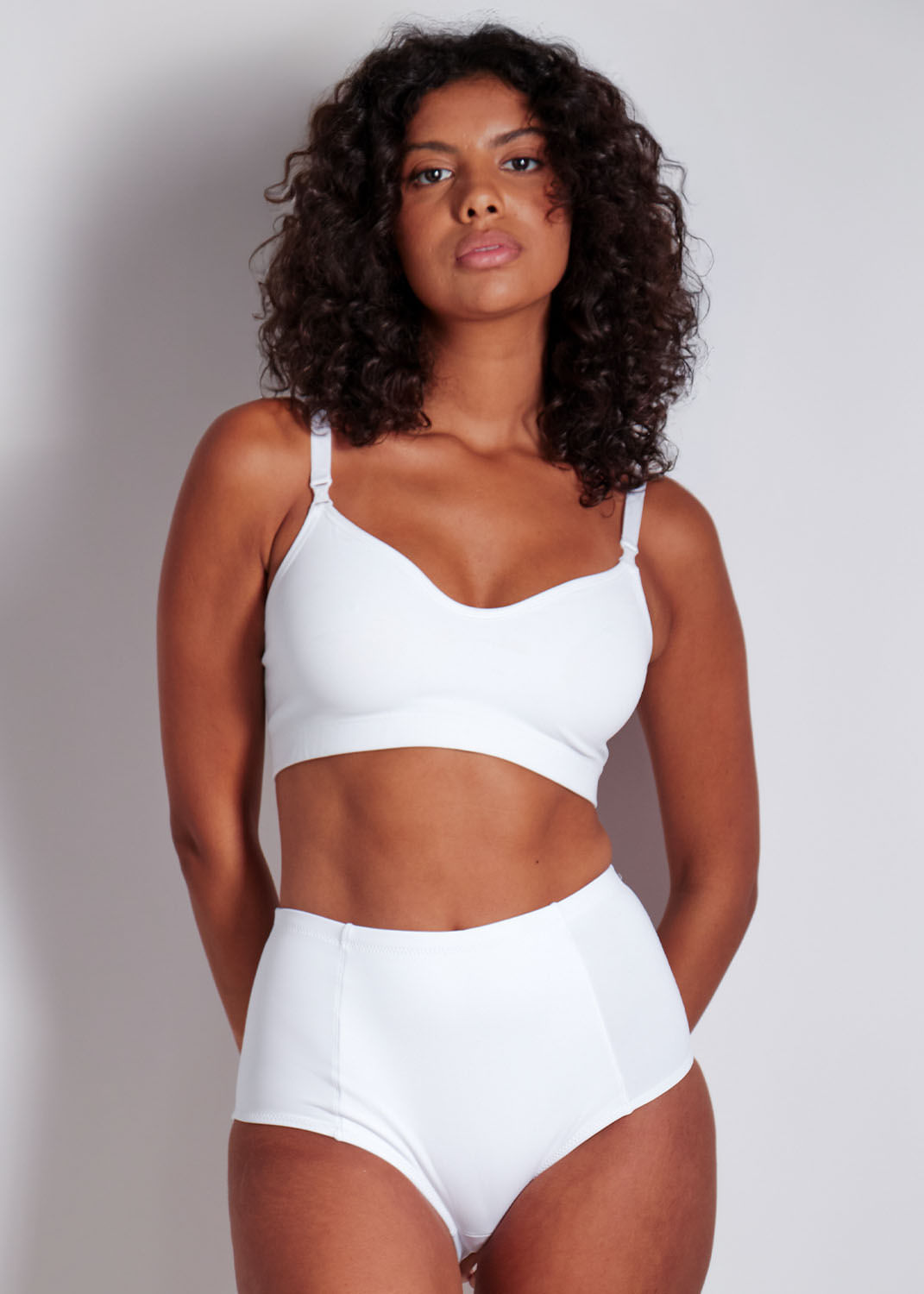 Conjunto Sutiã e Calcinha Cintura Alta Emana BRANCO