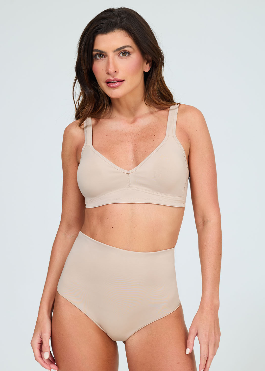 Conjunto Sutiã Sustentação Sem Bojo E Cinta Abdominal Modeladora Performance
 BEIGE FONCÉ