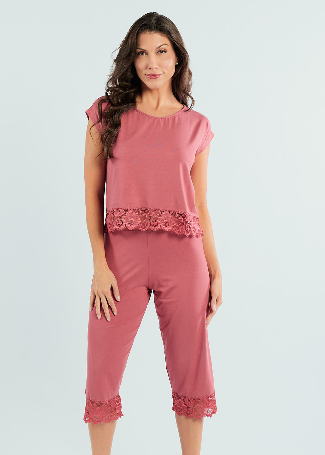Pijama Manga Curta com Calça Capri Lili MAUVE BLOOM